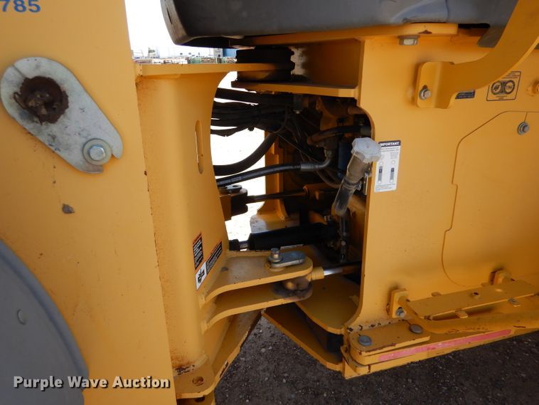 image for item DJ7597 2007 John Deere 624J  wheel loader