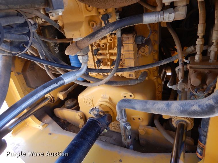 image for item DJ7597 2007 John Deere 624J  wheel loader