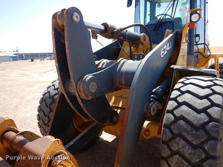 image for item DJ7597 2007 John Deere 624J  wheel loader