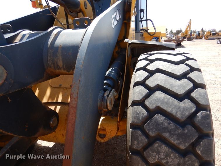 image for item DJ7597 2007 John Deere 624J  wheel loader