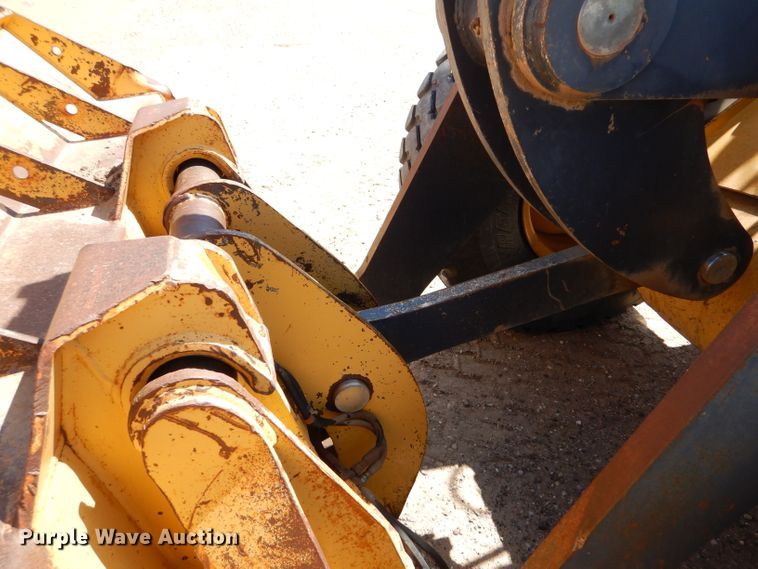 image for item DJ7597 2007 John Deere 624J  wheel loader