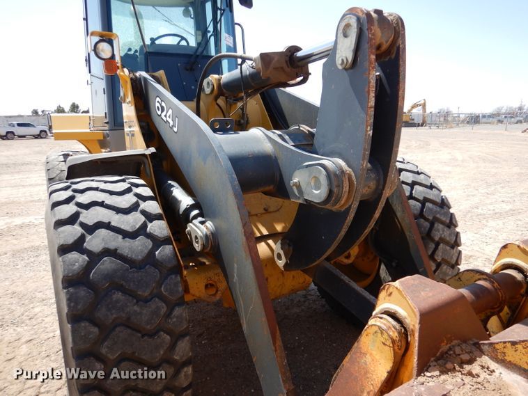image for item DJ7597 2007 John Deere 624J  wheel loader