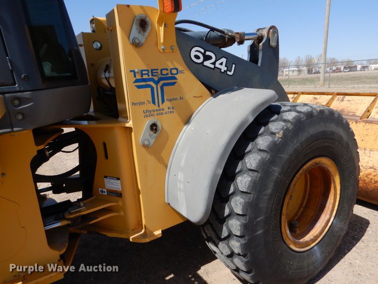image for item DJ7597 2007 John Deere 624J  wheel loader
