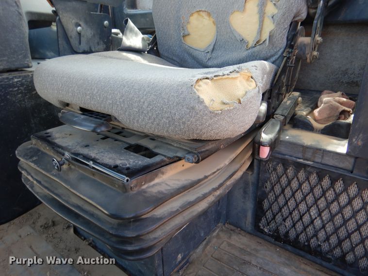 image for item DJ7597 2007 John Deere 624J  wheel loader