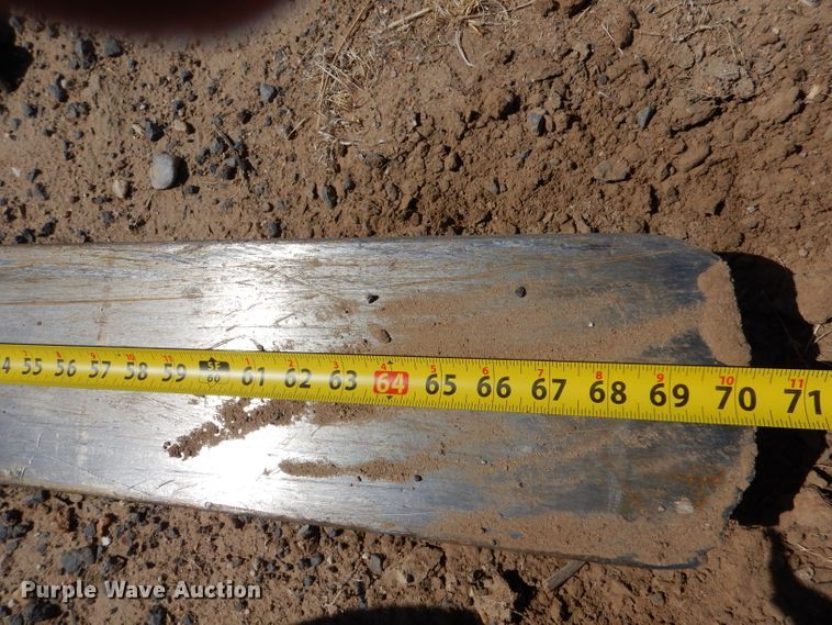 image for item DJ7597 2007 John Deere 624J  wheel loader