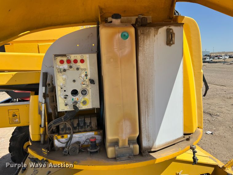 image for item DJ7600 Haulotte HA46JRT  boom lift