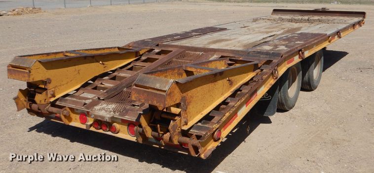 image for item DJ7611 2005 Belshe  equipment trailer