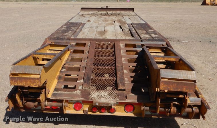 image for item DJ7611 2005 Belshe  equipment trailer