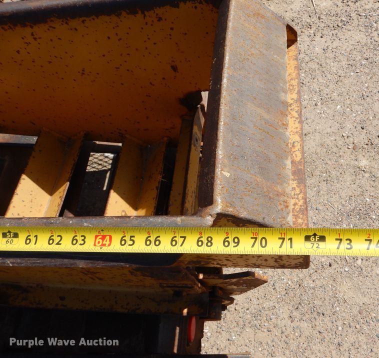 image for item DJ7611 2005 Belshe  equipment trailer