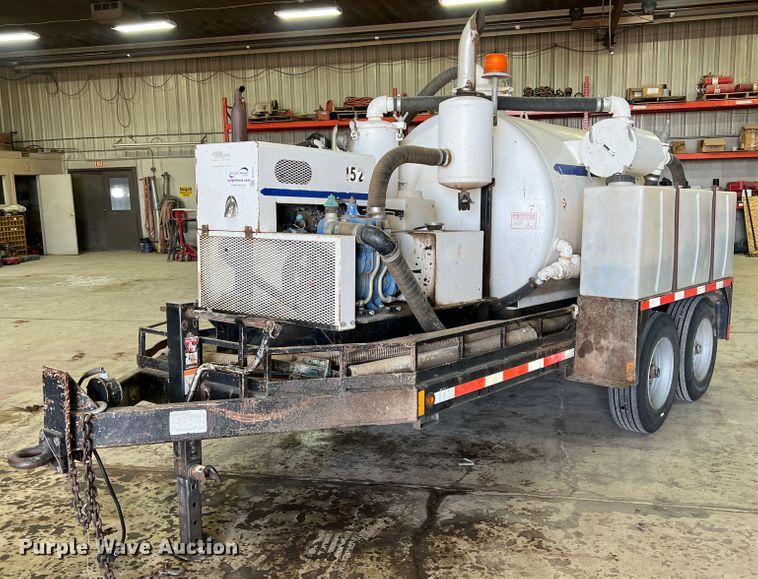 image for item DJ7614 2010 Vac Star VS-800 DT  vacuum excavator