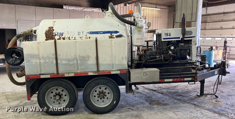 image for item DJ7614 2010 Vac Star VS-800 DT  vacuum excavator