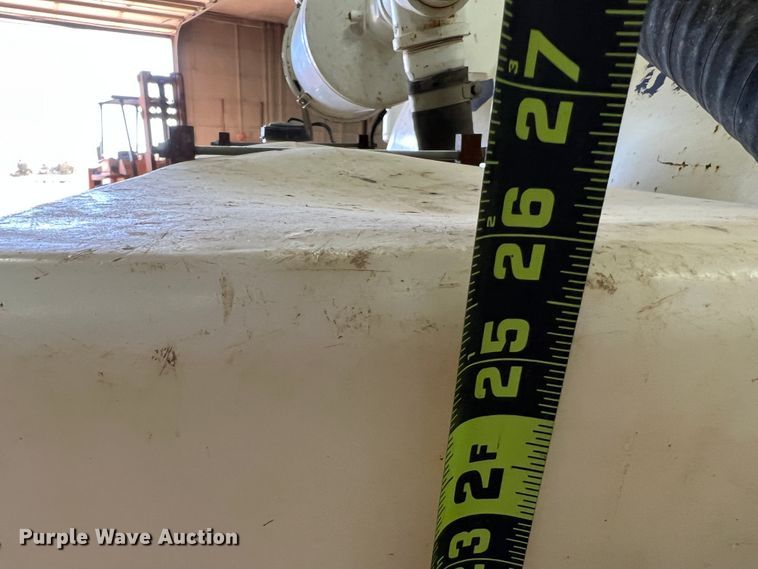 image for item DJ7614 2010 Vac Star VS-800 DT  vacuum excavator