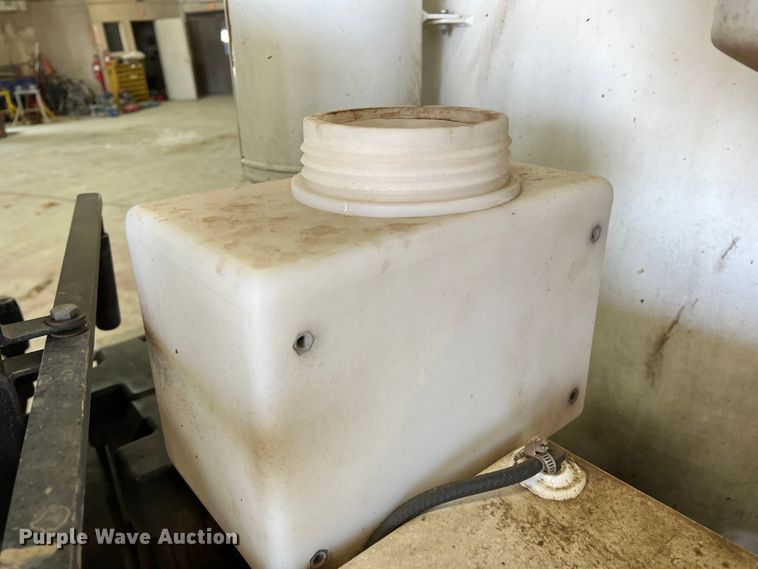 image for item DJ7614 2010 Vac Star VS-800 DT  vacuum excavator