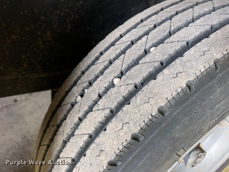 image for item DJ7614 2010 Vac Star VS-800 DT  vacuum excavator