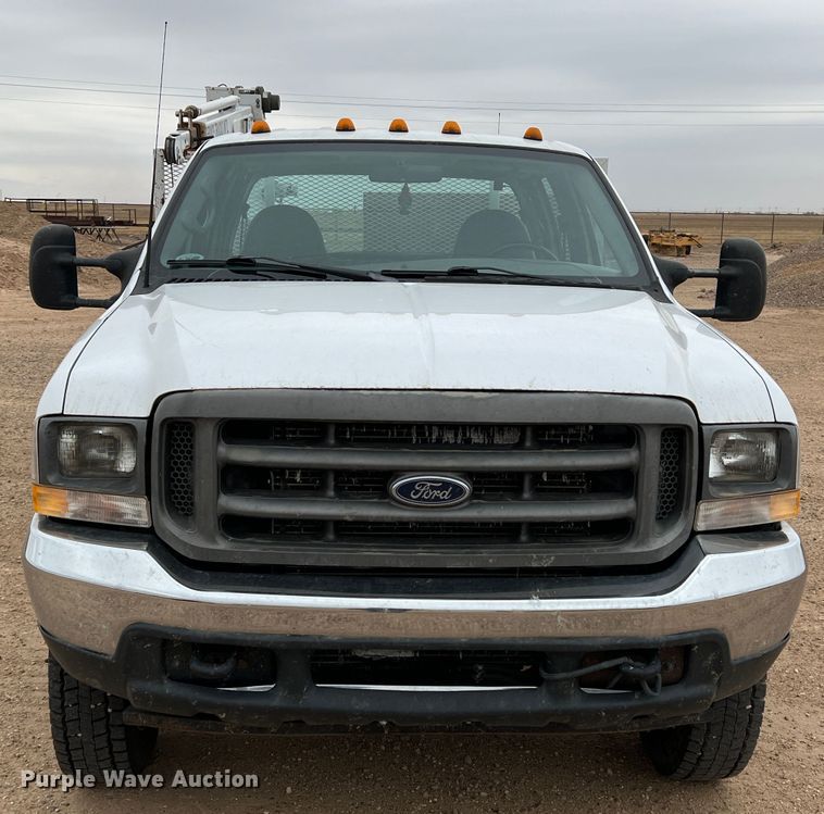 image for item DJ7618 2002 Ford F550 Super Duty  utility / service truck