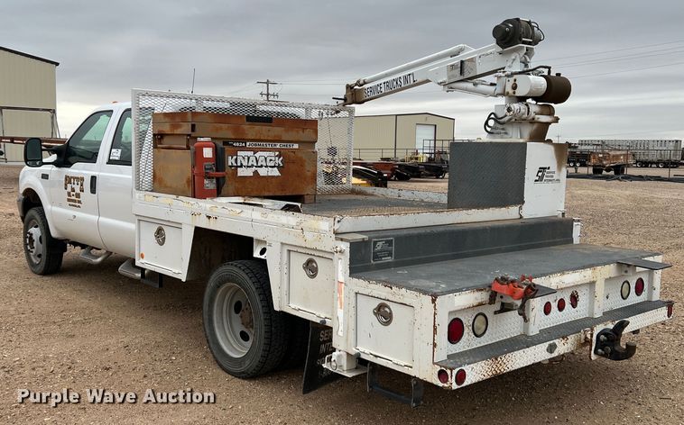 image for item DJ7618 2002 Ford F550 Super Duty  utility / service truck