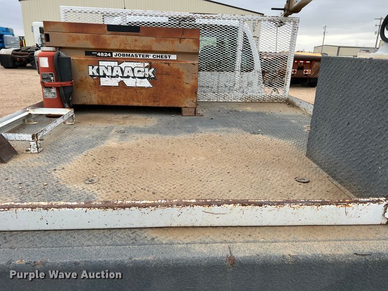 image for item DJ7618 2002 Ford F550 Super Duty  utility / service truck