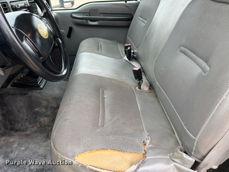 image for item DJ7618 2002 Ford F550 Super Duty  utility / service truck