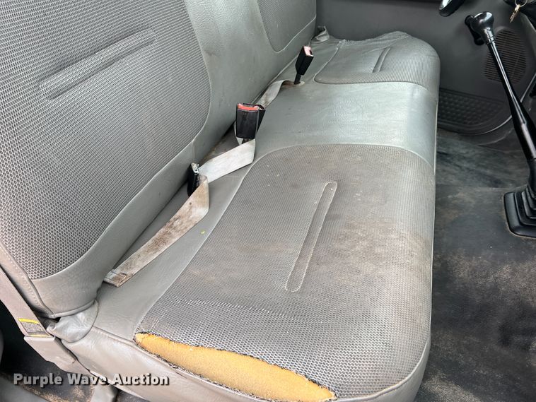 image for item DJ7618 2002 Ford F550 Super Duty  utility / service truck