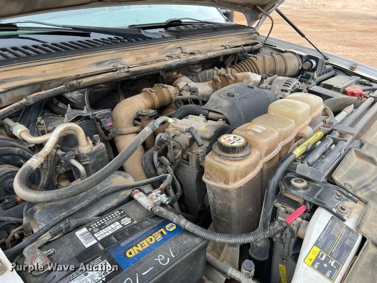 image for item DJ7618 2002 Ford F550 Super Duty  utility / service truck