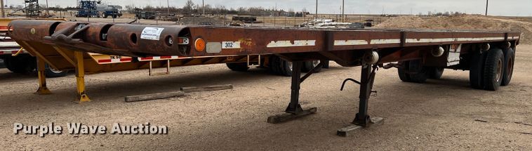 image for item DJ7619 1976 Fruehauf 0FBH130440  oilfield trailer