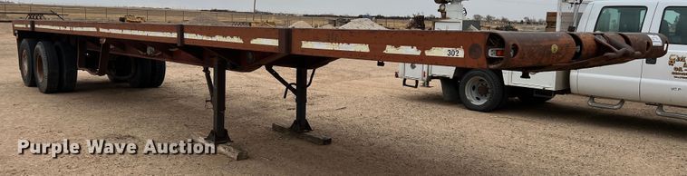 image for item DJ7619 1976 Fruehauf 0FBH130440  oilfield trailer