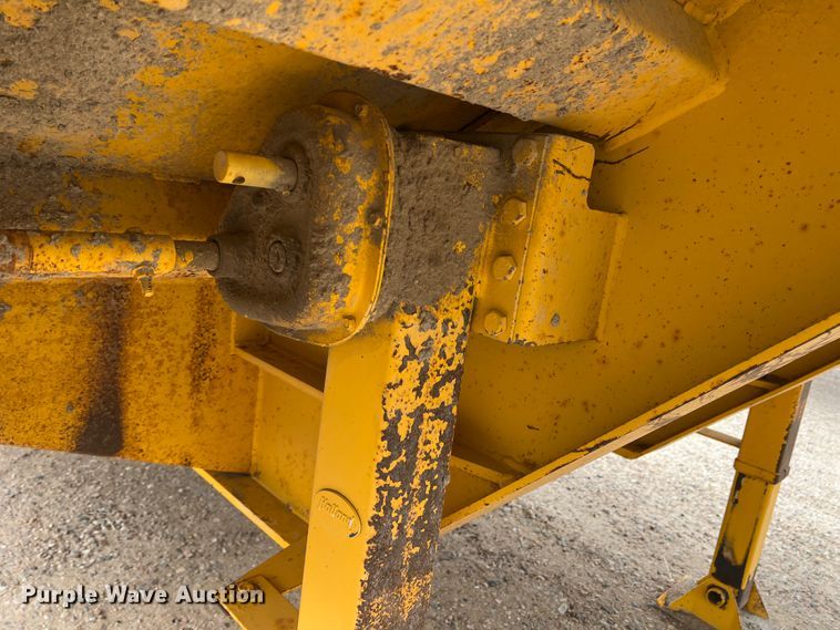 image for item DJ7620 2007 Trail King TK50-412  drop deck equipment trailer