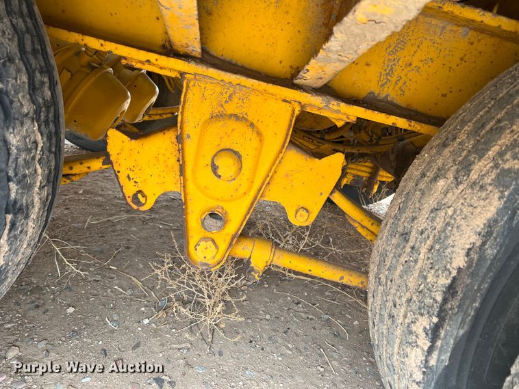 image for item DJ7620 2007 Trail King TK50-412  drop deck equipment trailer