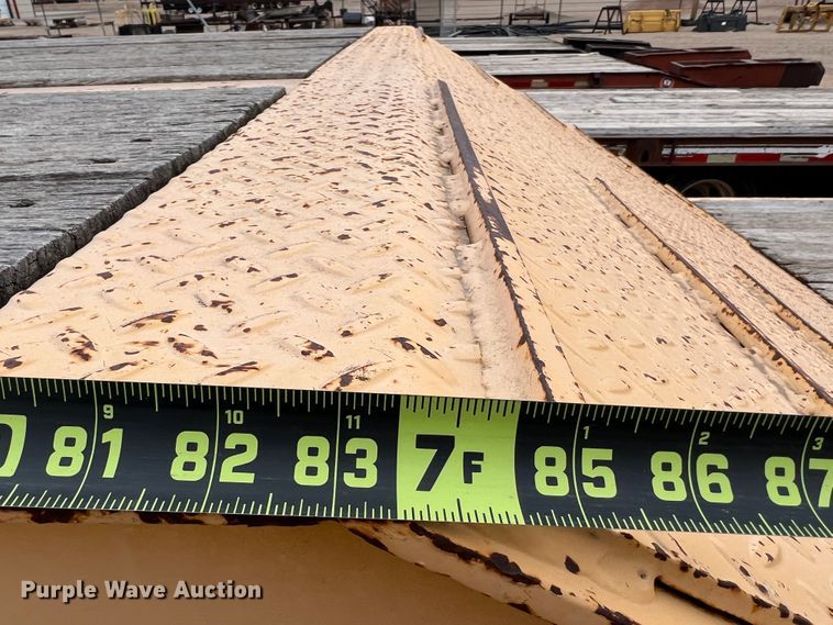 image for item DJ7620 2007 Trail King TK50-412  drop deck equipment trailer