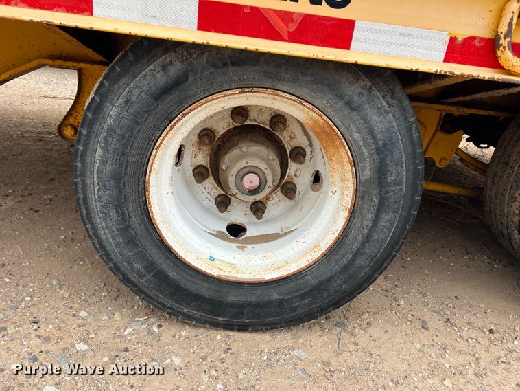 image for item DJ7620 2007 Trail King TK50-412  drop deck equipment trailer