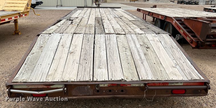 image for item DJ7621 1989 Trail-Eze  equipment trailer