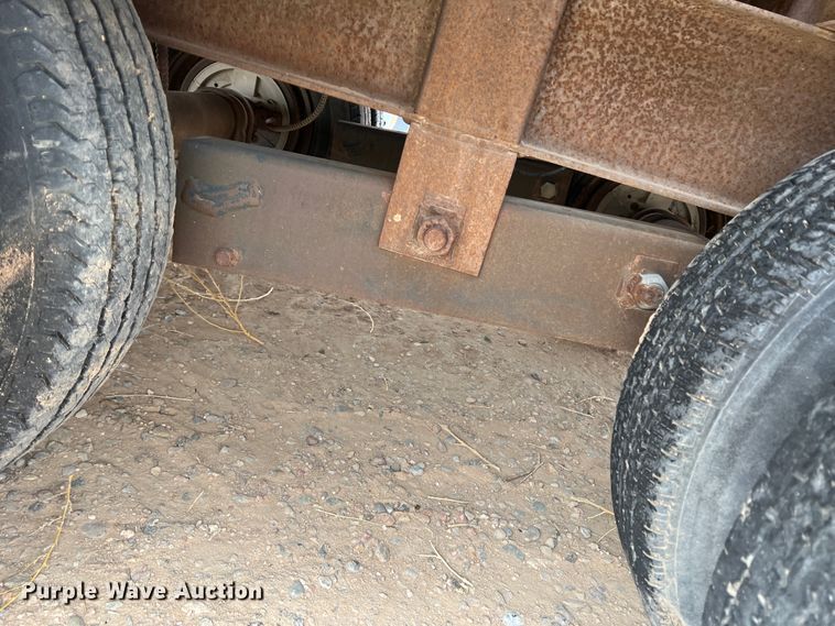 image for item DJ7621 1989 Trail-Eze  equipment trailer