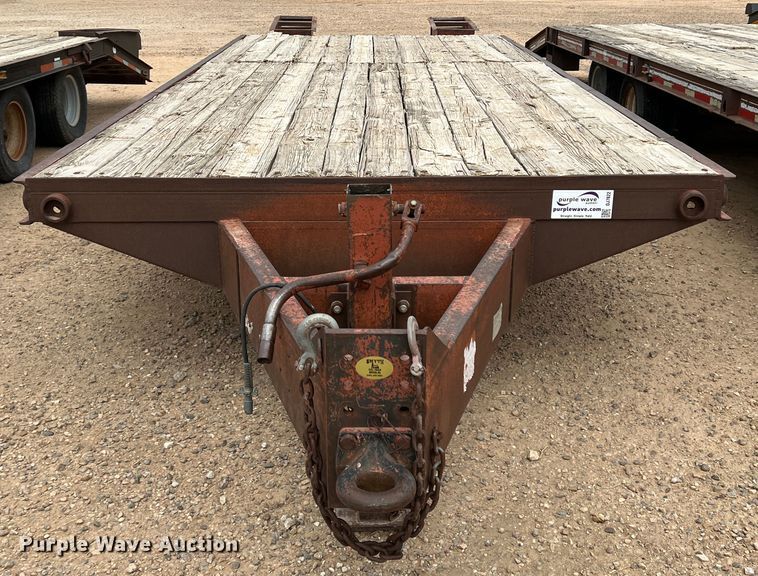 image for item DJ7622 1999 Belshe T-9  equipment trailer