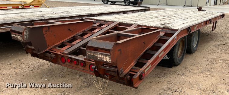 image for item DJ7622 1999 Belshe T-9  equipment trailer