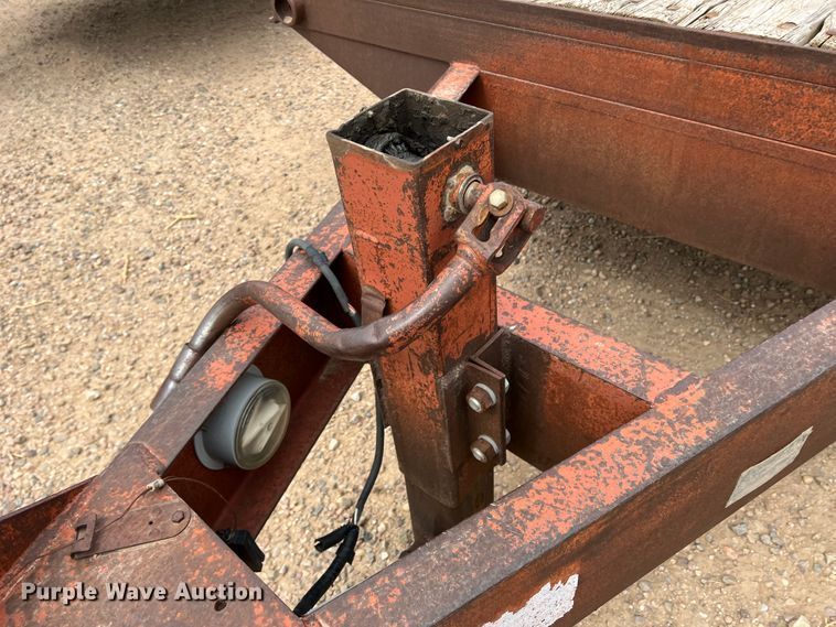 image for item DJ7622 1999 Belshe T-9  equipment trailer