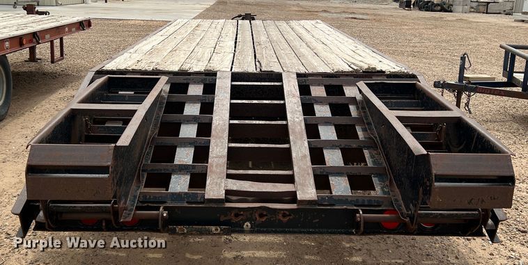 image for item DJ7623 1995 Belshe T-9  equipment trailer