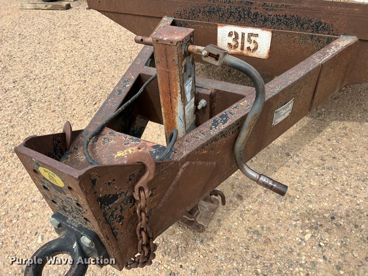 image for item DJ7623 1995 Belshe T-9  equipment trailer