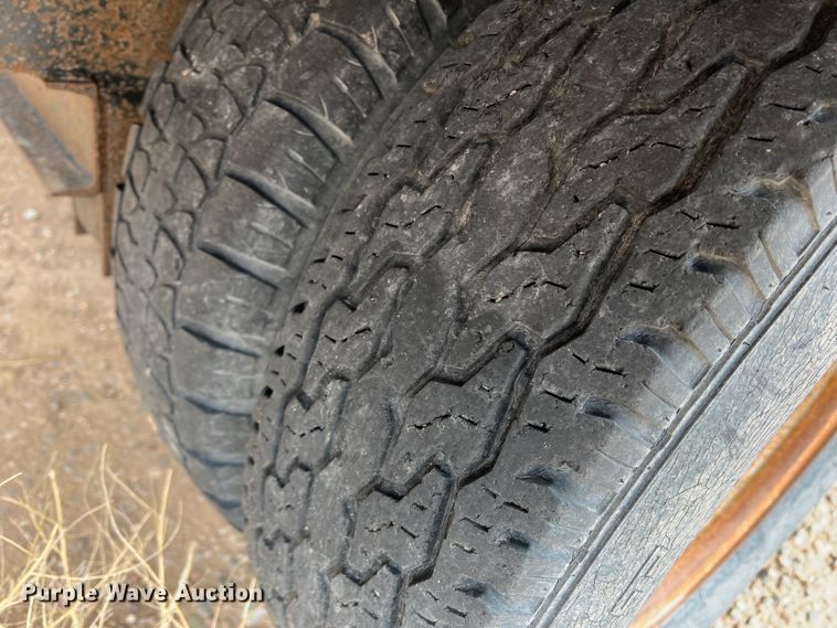 image for item DJ7623 1995 Belshe T-9  equipment trailer