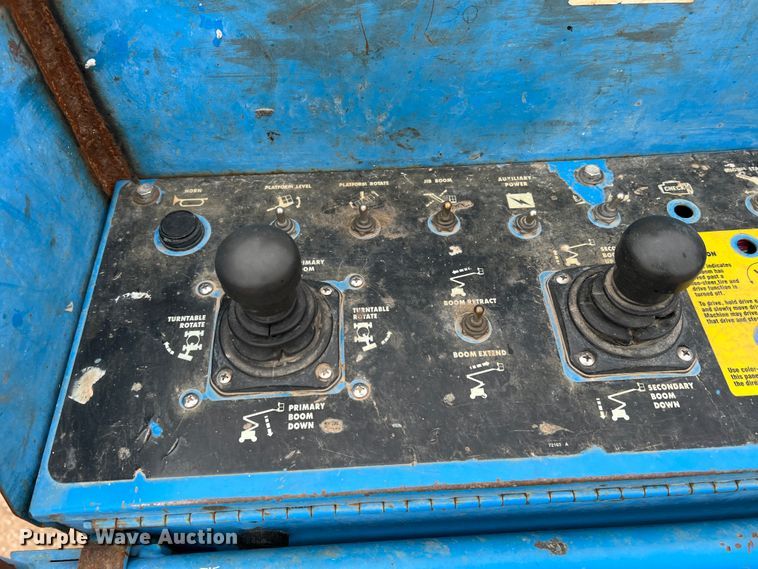 image for item DJ7625 Genie Z-60/34  boom lift