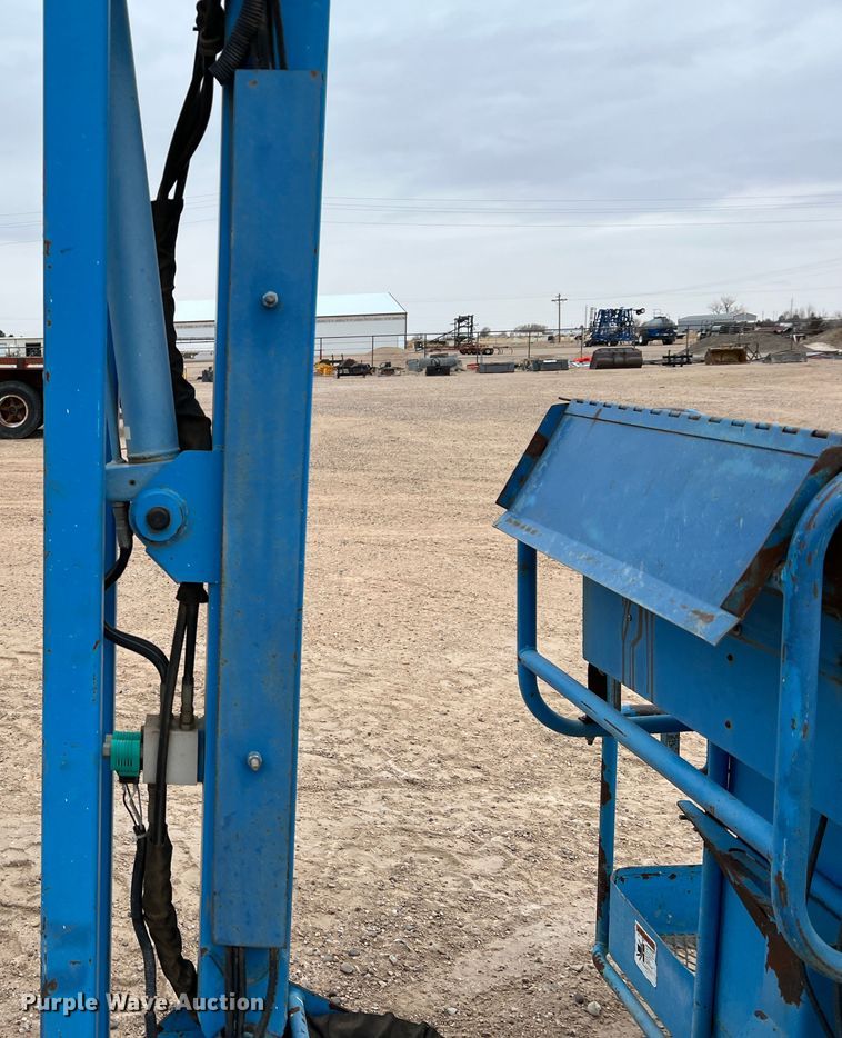 image for item DJ7625 Genie Z-60/34  boom lift