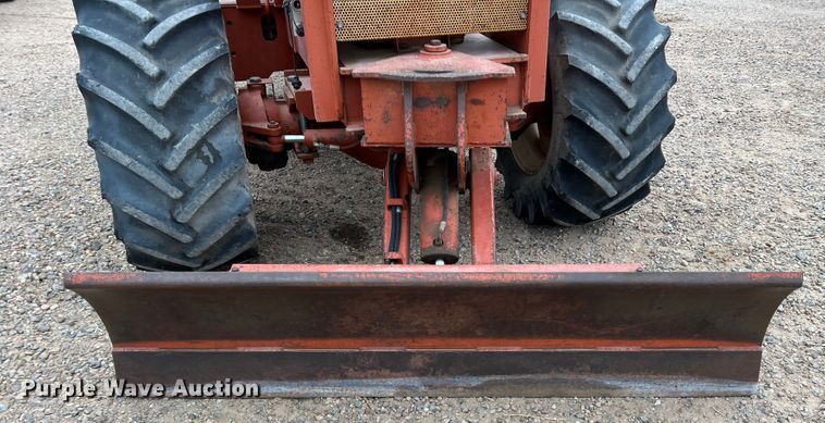 image for item DJ7626 1994 Ditch Witch 7610  trencher