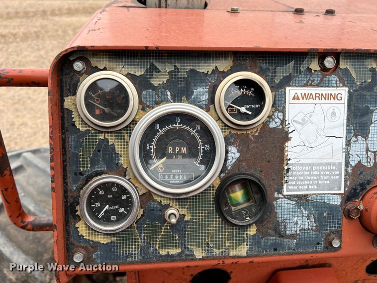 image for item DJ7626 1994 Ditch Witch 7610  trencher