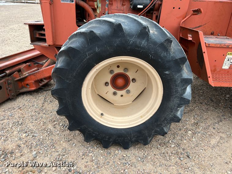 image for item DJ7626 1994 Ditch Witch 7610  trencher