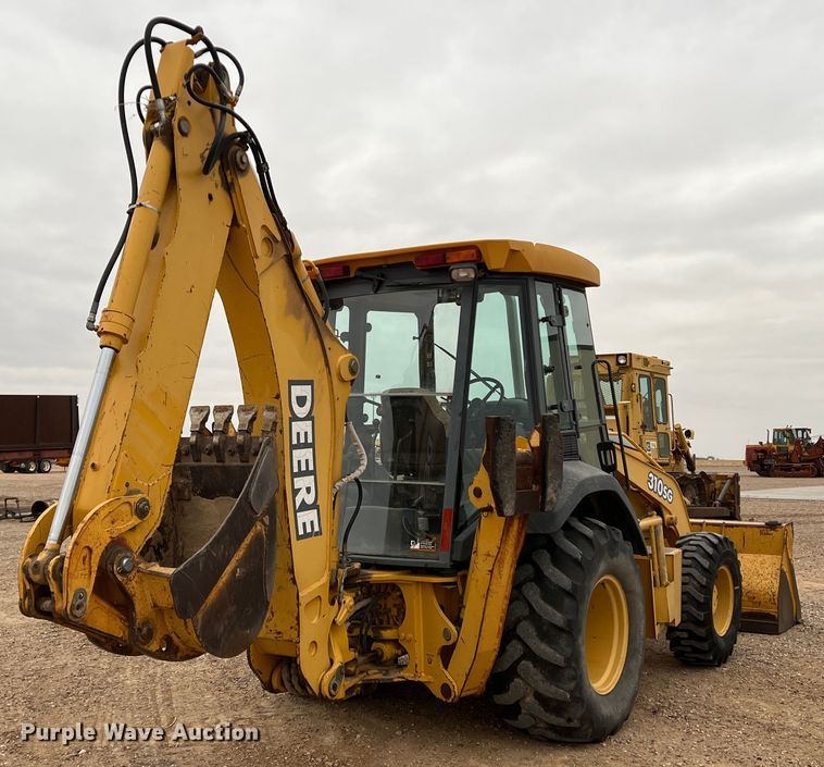 image for item DJ7627 2001 John Deere 310SG  backhoe