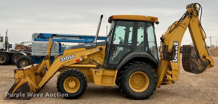 image for item DJ7627 2001 John Deere 310SG  backhoe