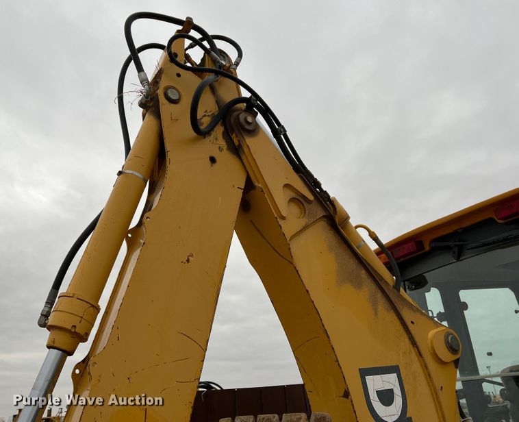 image for item DJ7627 2001 John Deere 310SG  backhoe