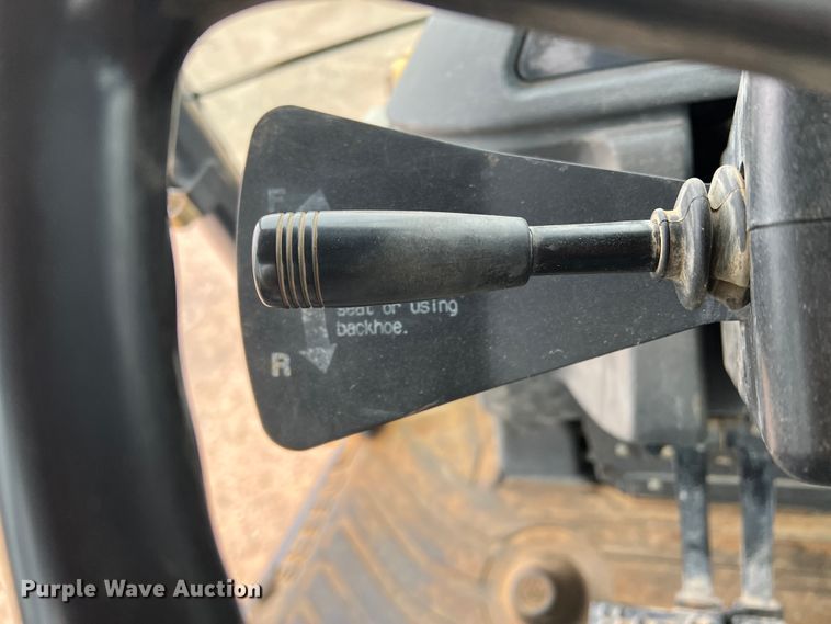 image for item DJ7627 2001 John Deere 310SG  backhoe