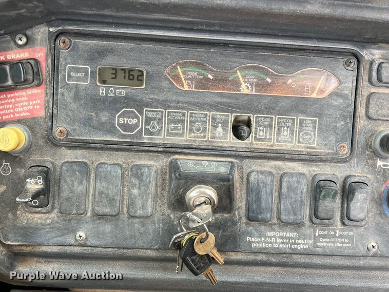 image for item DJ7627 2001 John Deere 310SG  backhoe