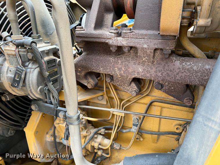 image for item DJ7627 2001 John Deere 310SG  backhoe