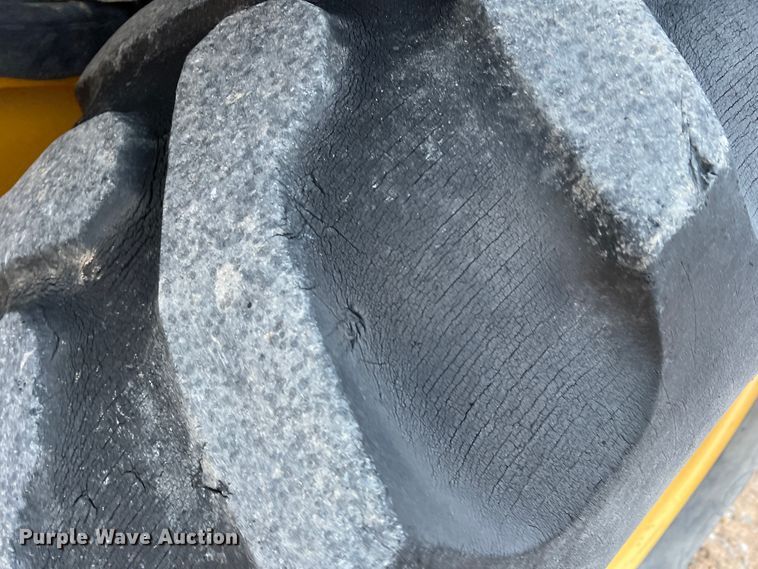 image for item DJ7627 2001 John Deere 310SG  backhoe